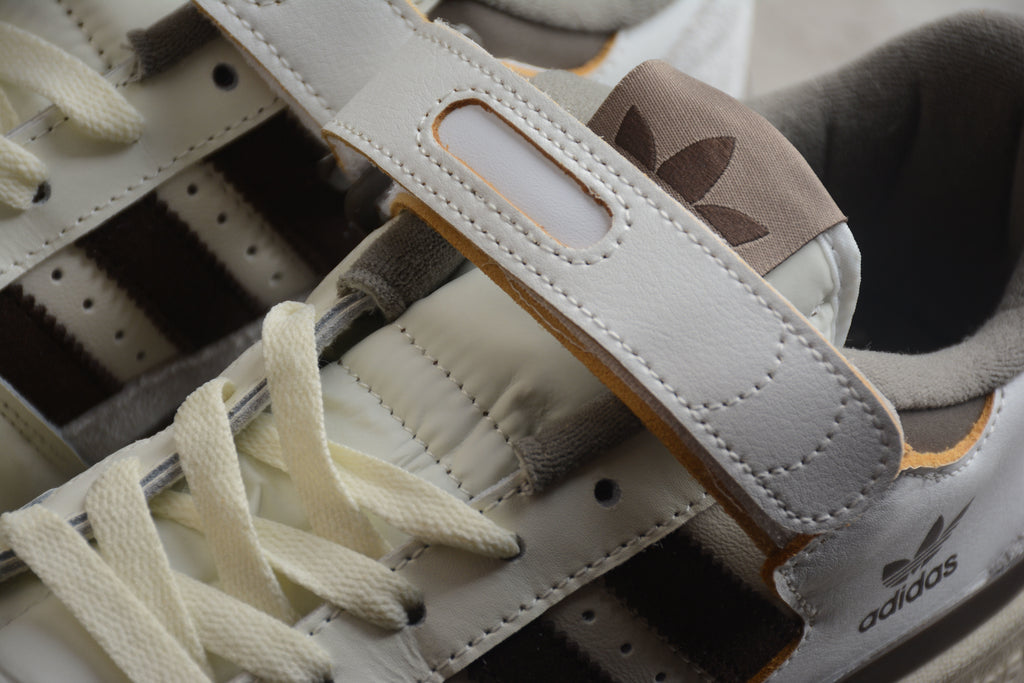 Adidas Forum – Beige / Marrón / Negro