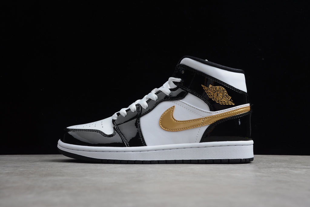 Air Jordan 1 Mid – Negro / Dorado