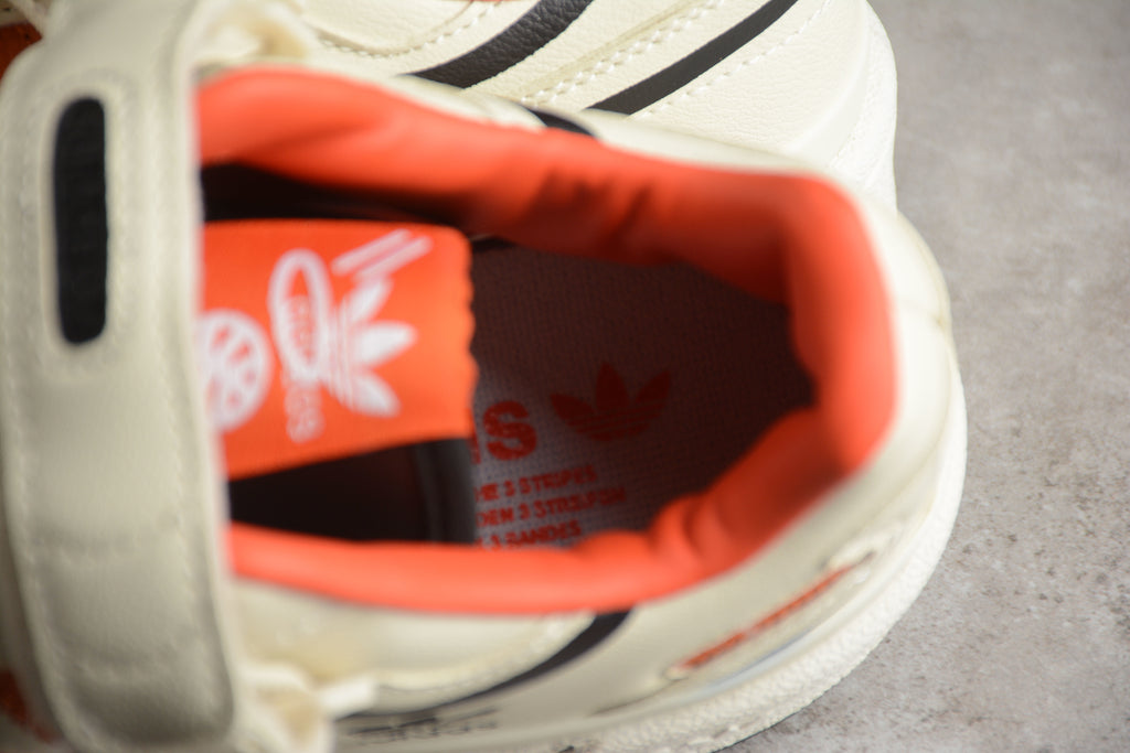 Adidas Forum – Beige / Naranja