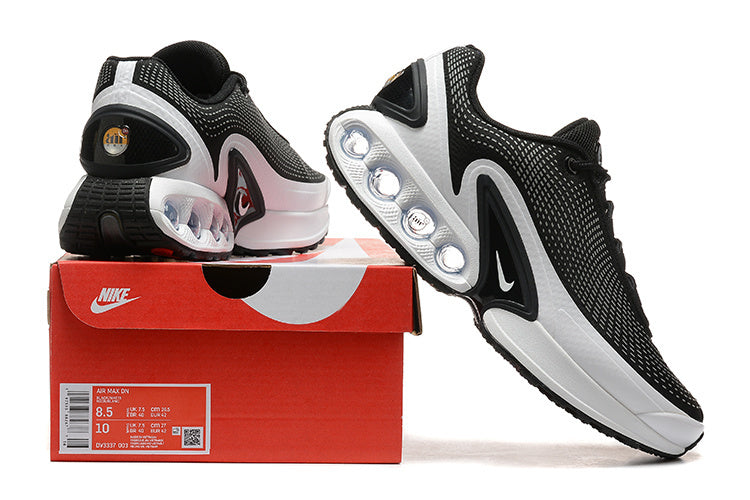 Air Max DN – Blanco / Negro