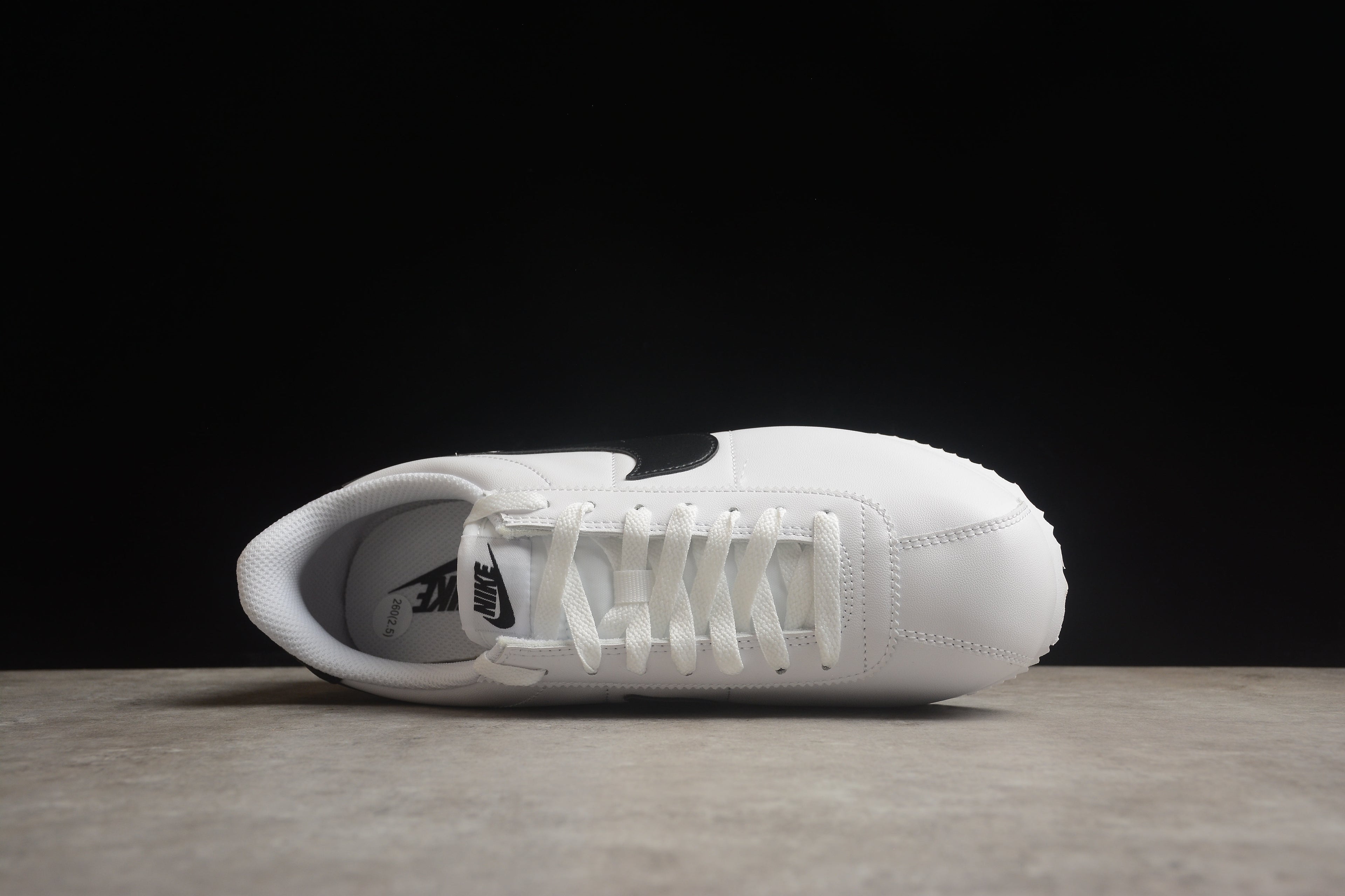 Cortez – Blanco / Negro