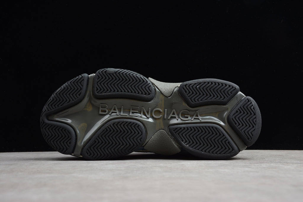 Balenciaga Triple S – Negro / Rojo