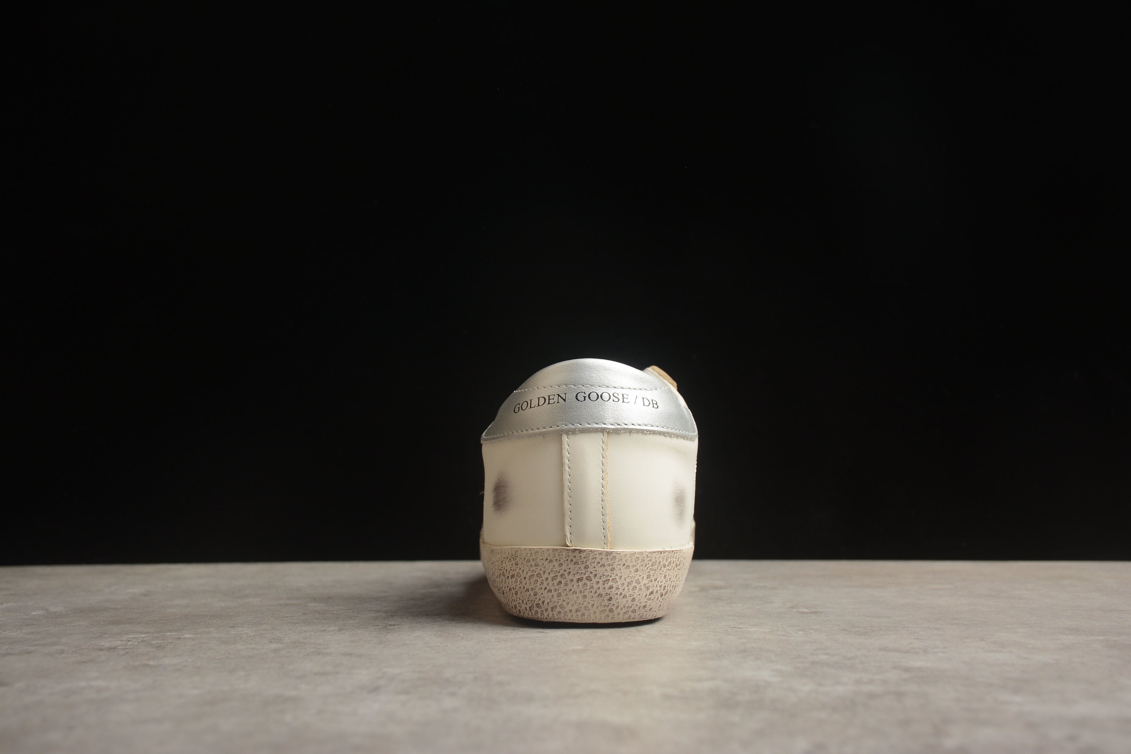 Golden Goose Super Star – Estrella Gris