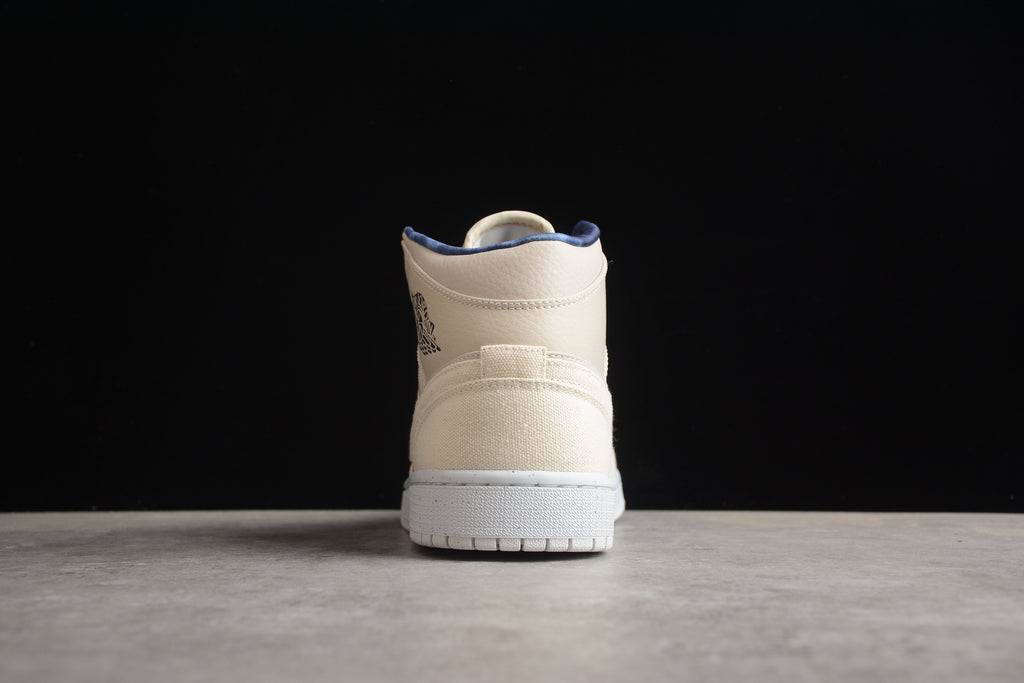 Air Jordan 1 Mid – Beige