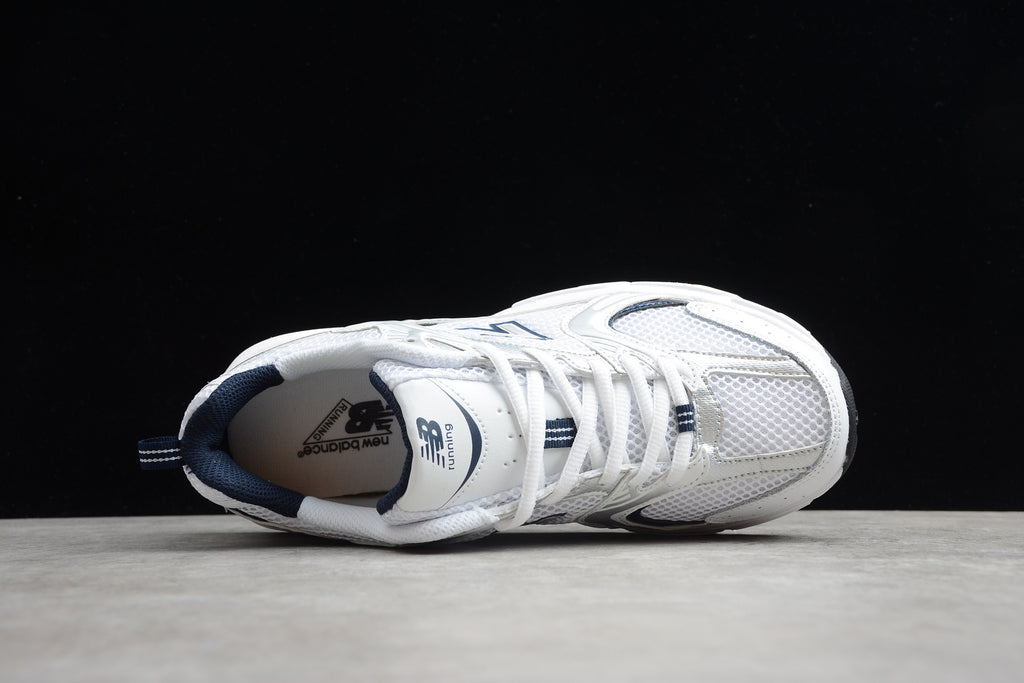 New Balance 530 – Blanco