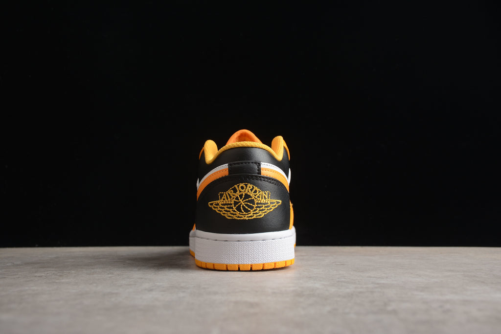 Jordan 1 Low – Amarillo / Blanco / Negro