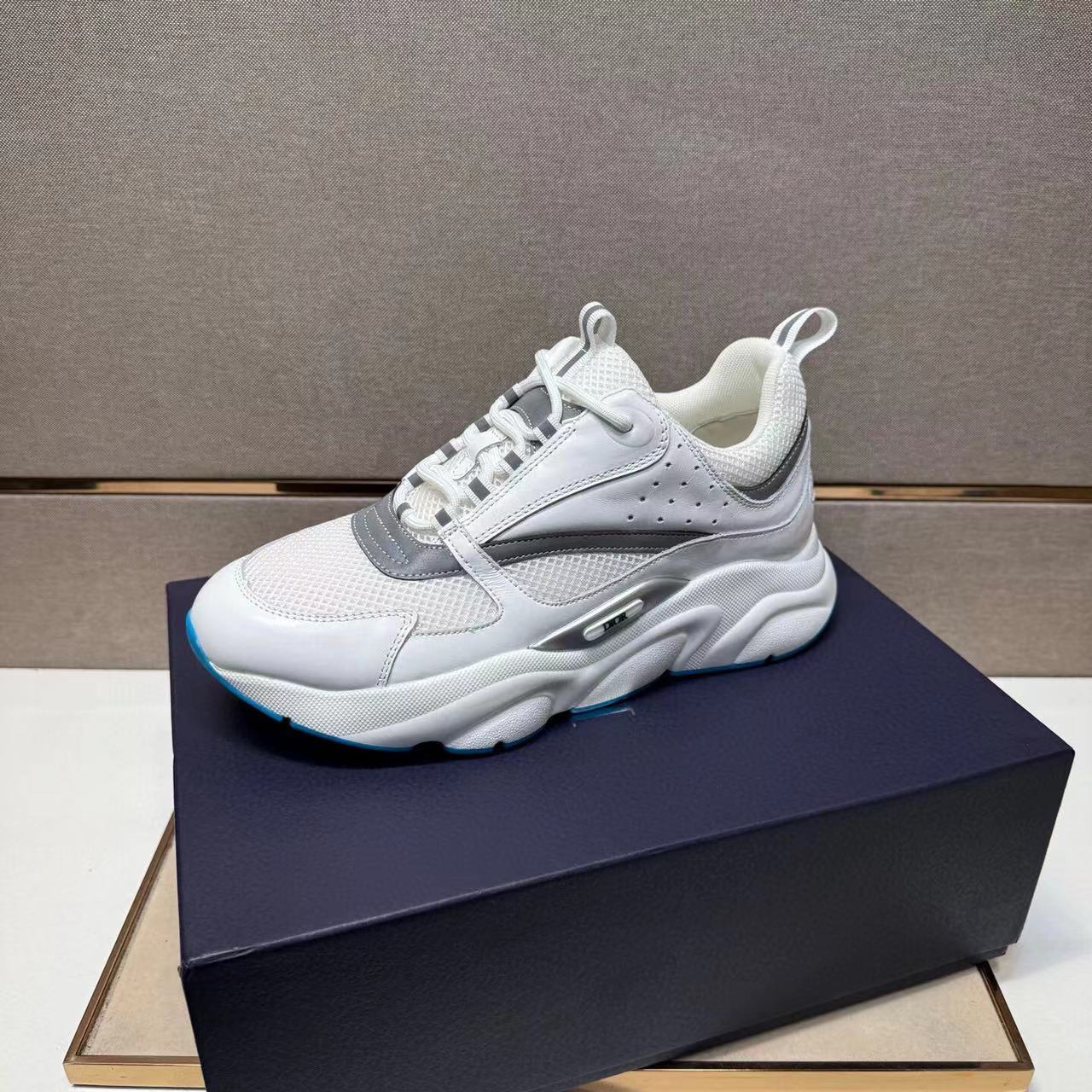 Dior B22 – Blanco