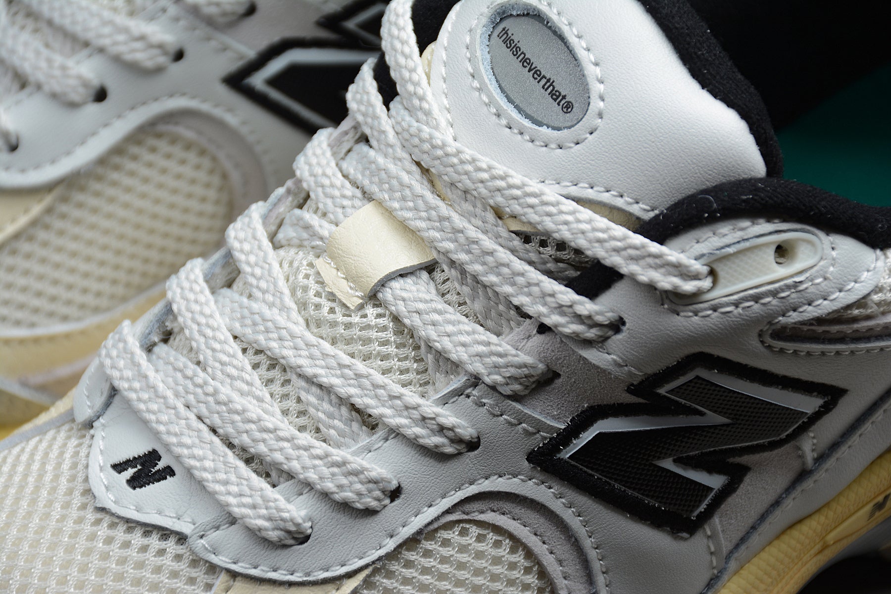 New Balance 2002R – Gris