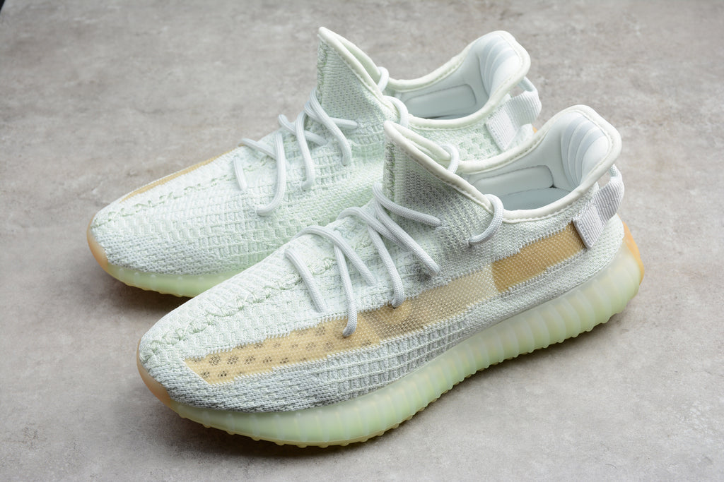 Adidas Yeezy 350 – Verde / Beige
