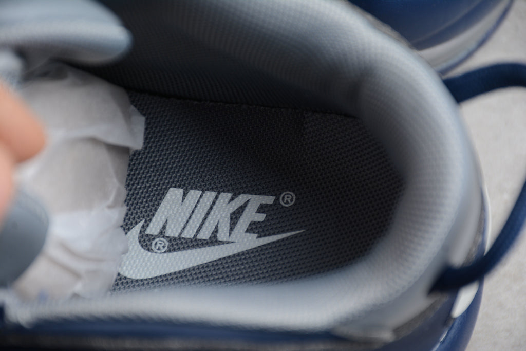 Air More Uptempo – Gris