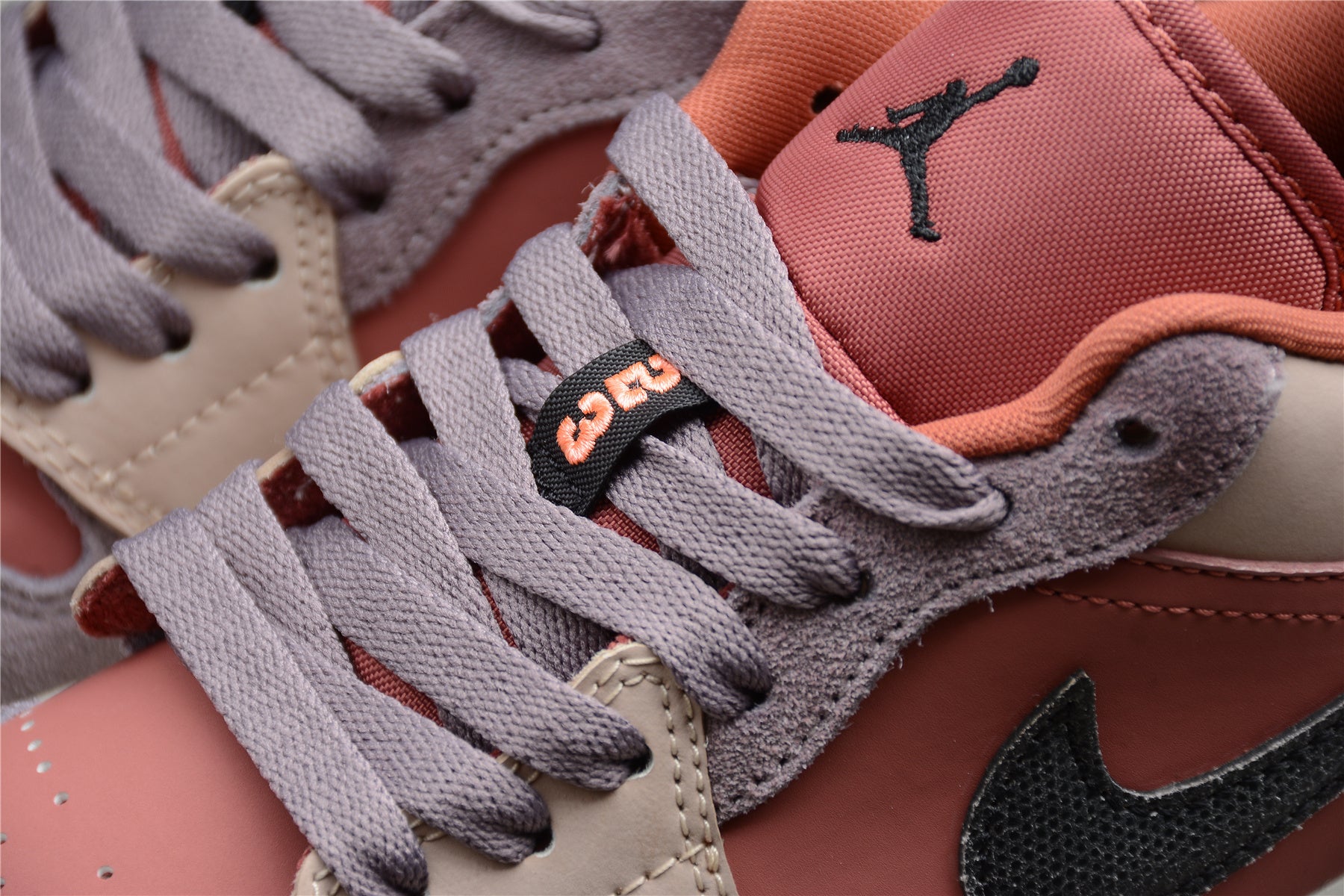 Jordan 1 Low – Tonos de Rosa