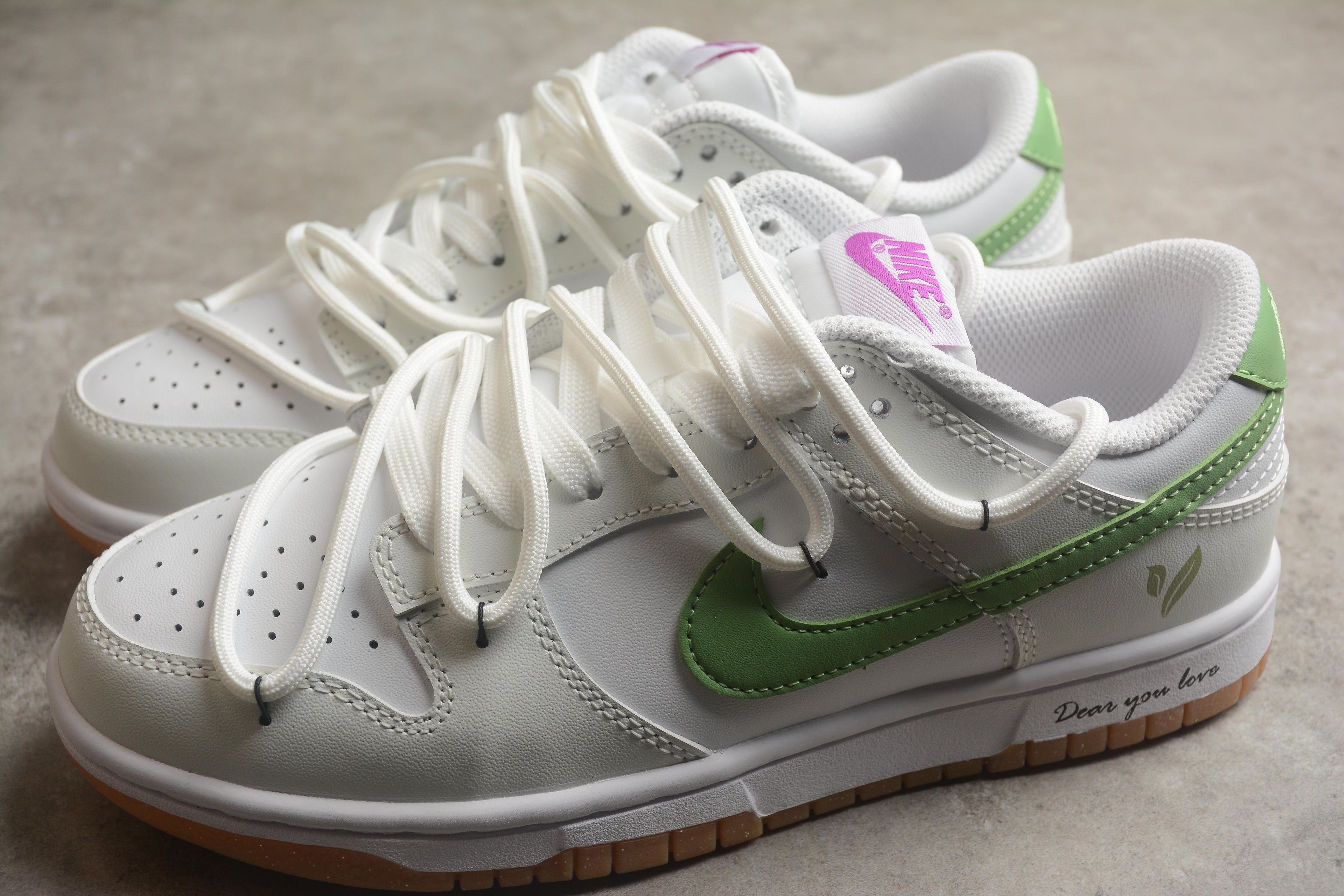 Dunk SB – Blanco / Verde