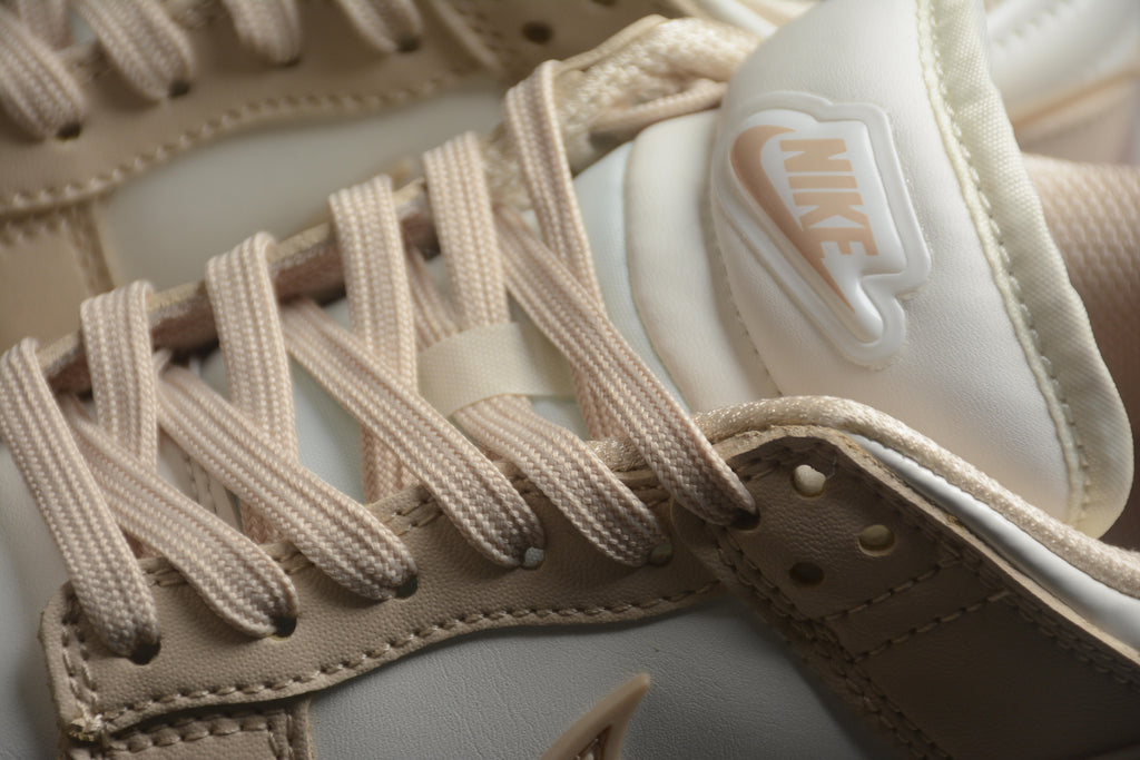 Dunk SB – Beigie / Blanco