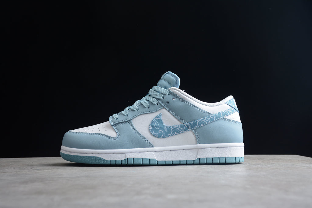 Dunk SB – Azul Claro / Blanco