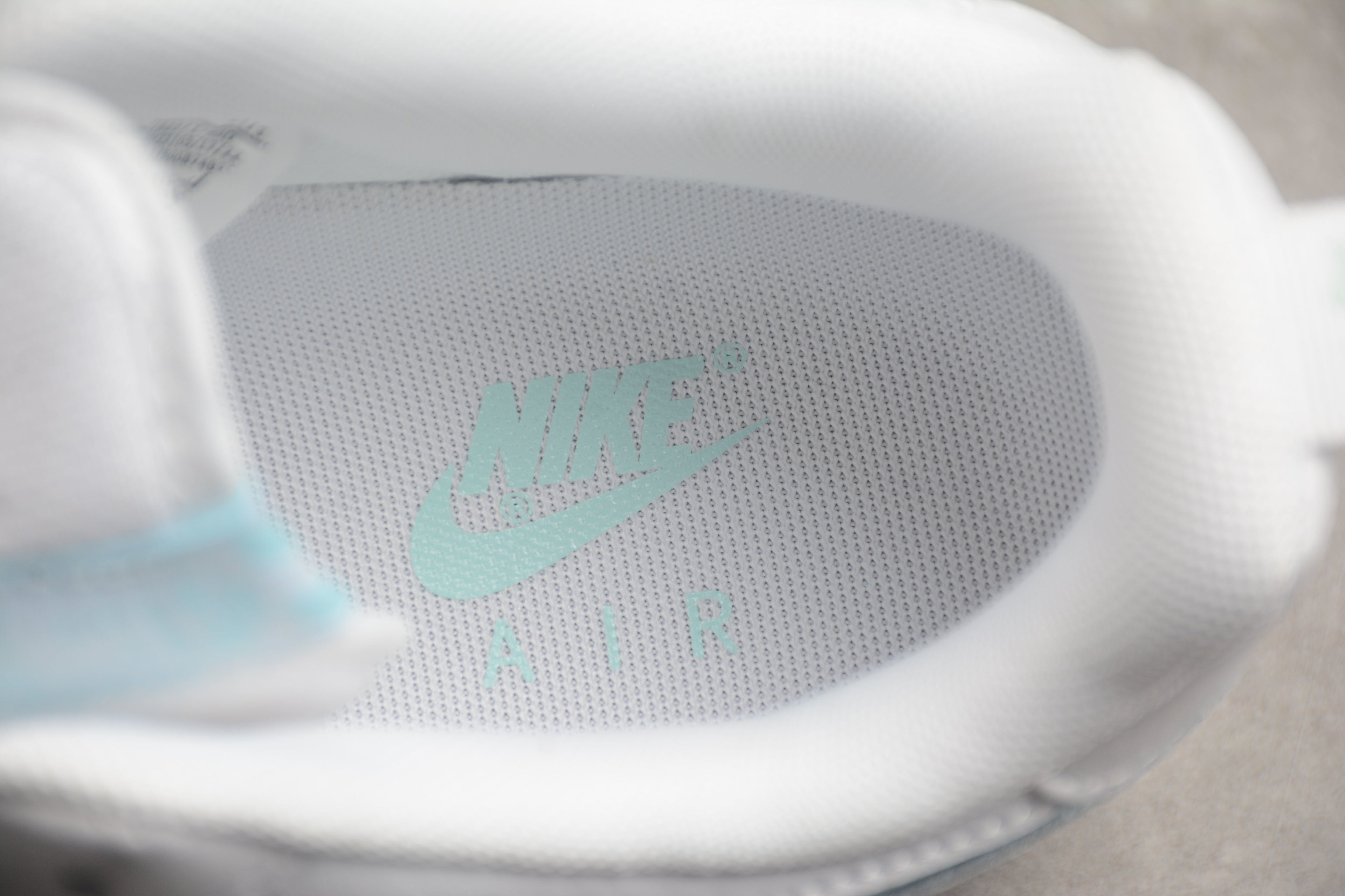 Air Force 1 Low – Blanco / Azul Claro