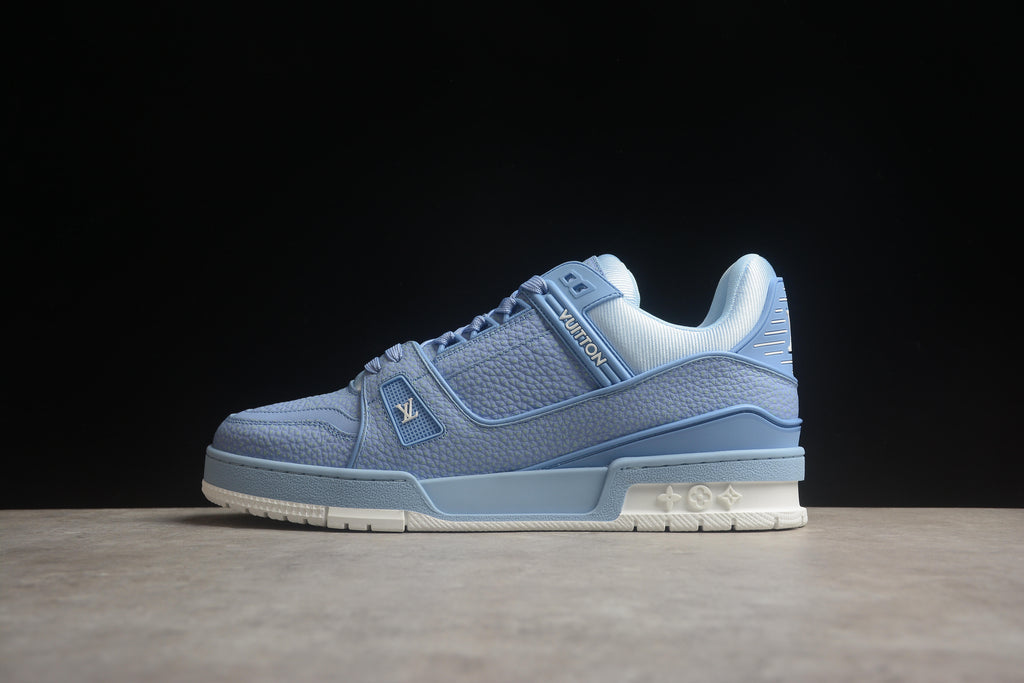 Louis Vuitton Trainer Low – Azul Claro
