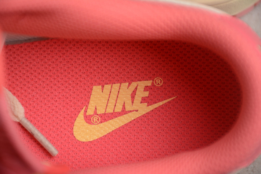 Dunk SB – Rosa / Amarillo