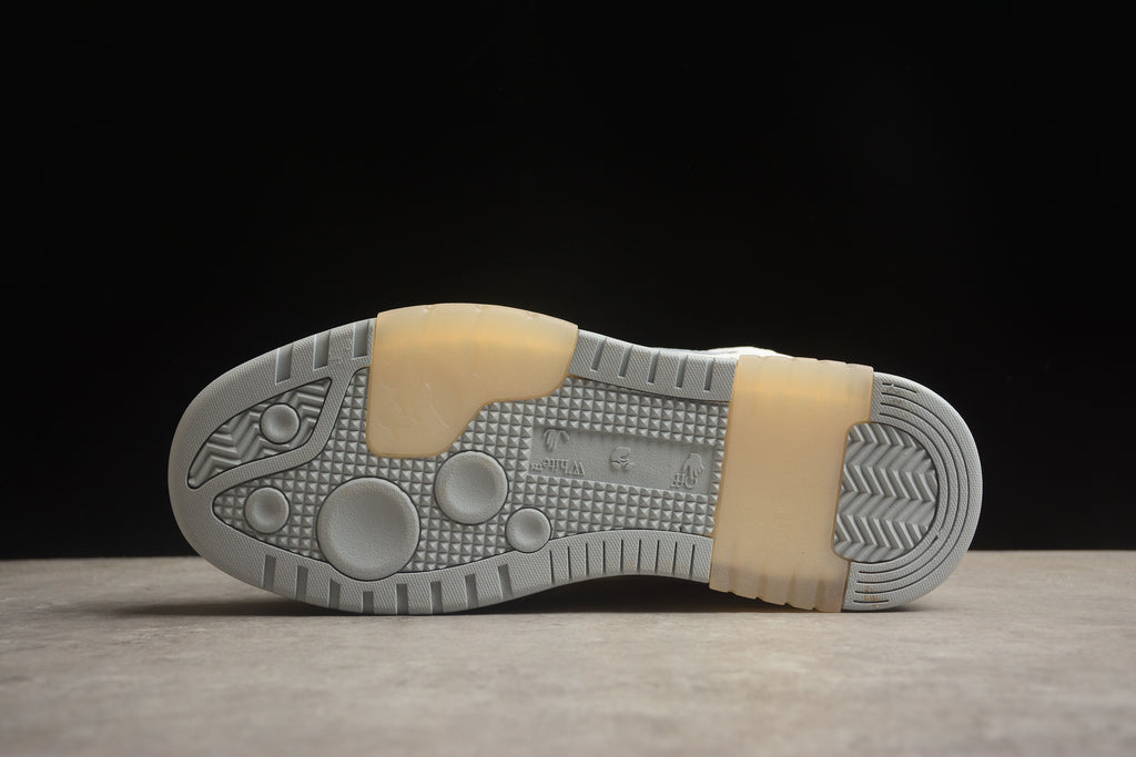 Off-White – Blanco / Gris
