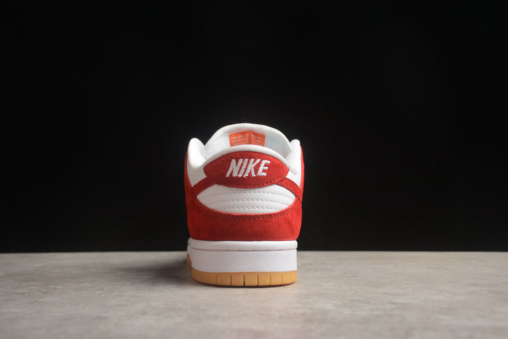 Dunk SB – Rojo / Blanco / Beigie