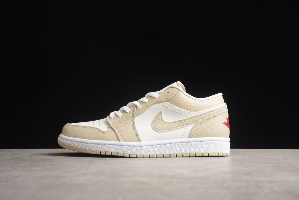 Jordan 1 Low – Beige / Blanco