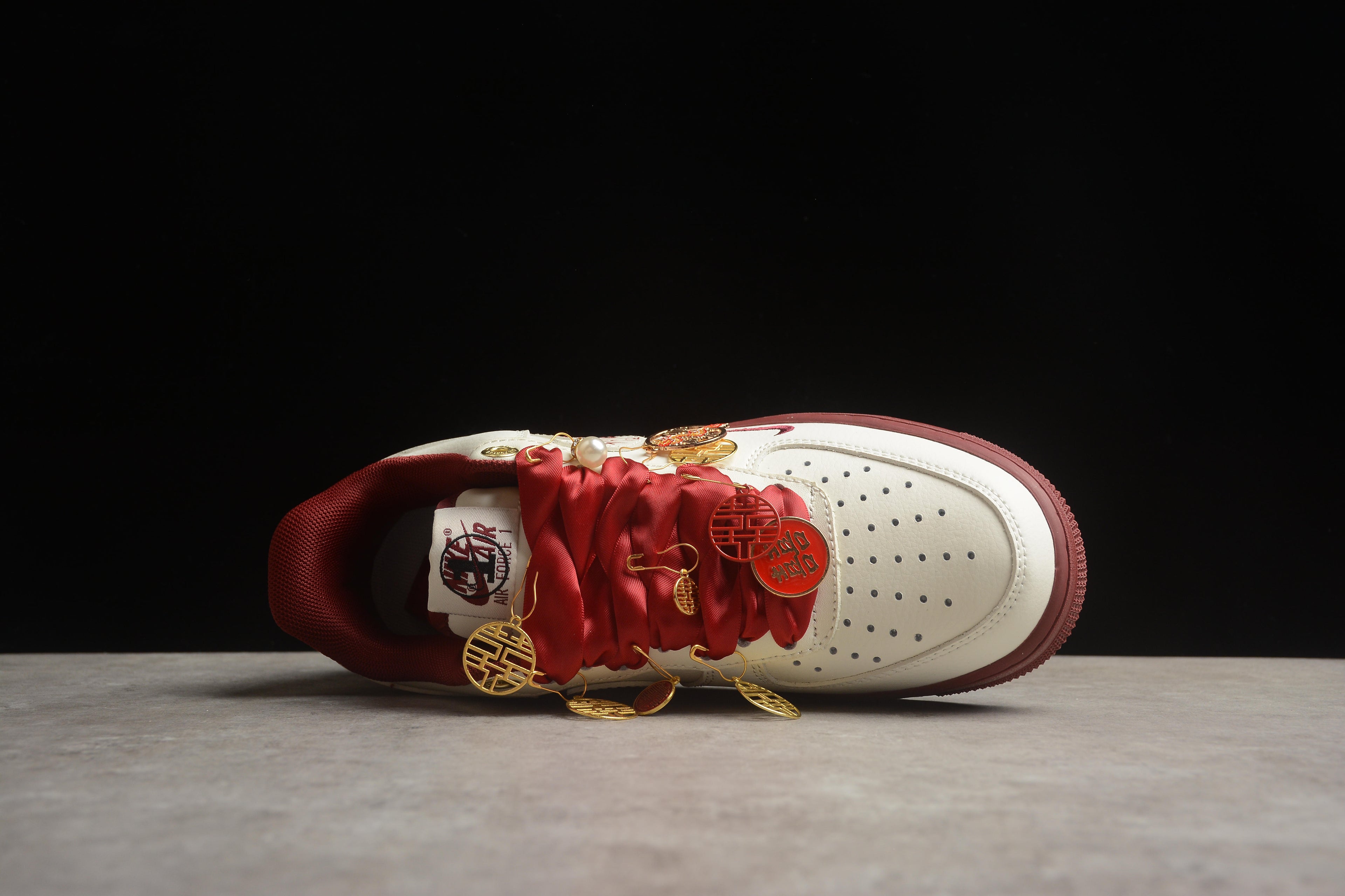 Air Force 1 Low – Blanco / Rojo