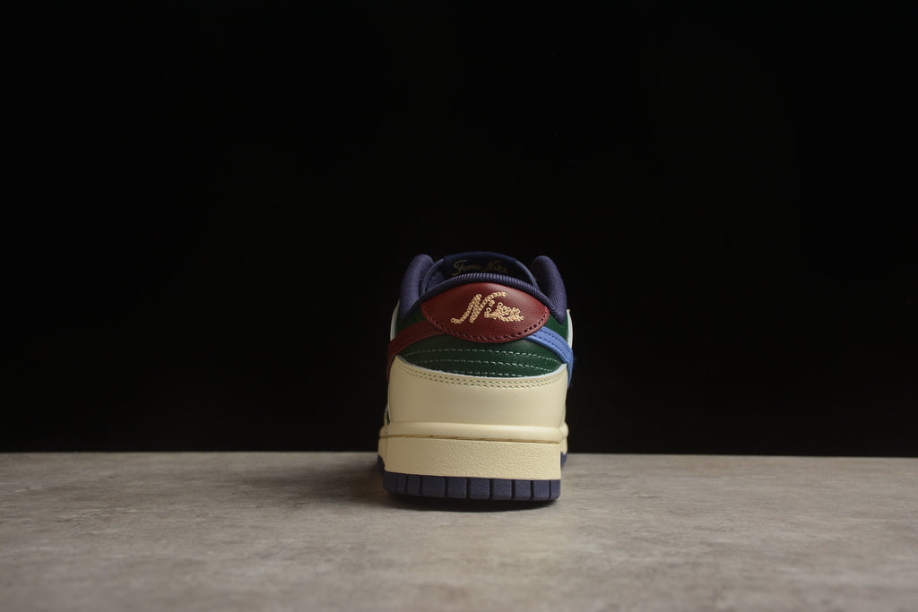Dunk SB – Beigie / Verde / Granate
