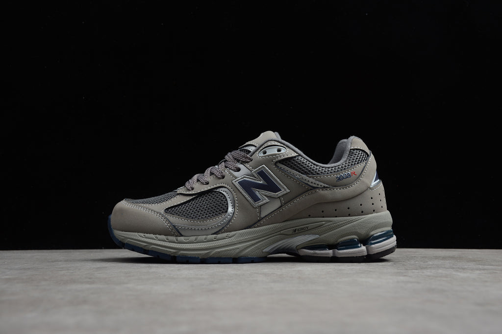 New Balance 2002R – Gris / Beige