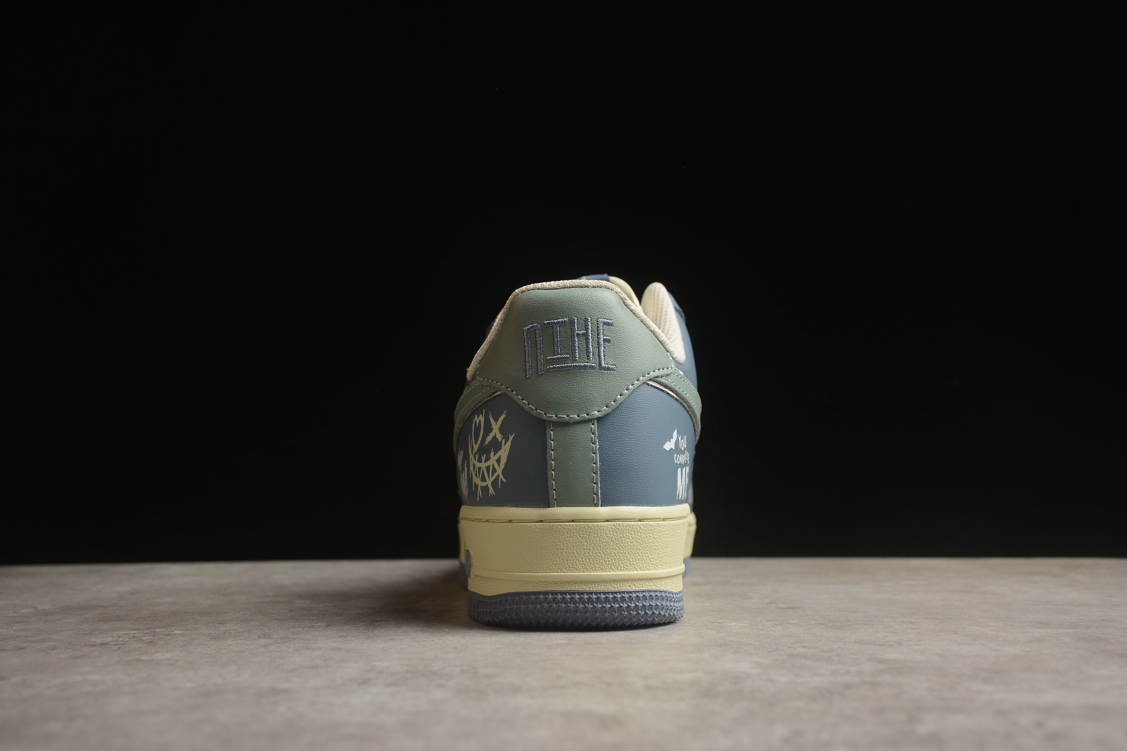 Air Force 1 Low – Azul / Amarillo