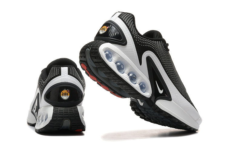 Air Max DN – Blanco / Negro
