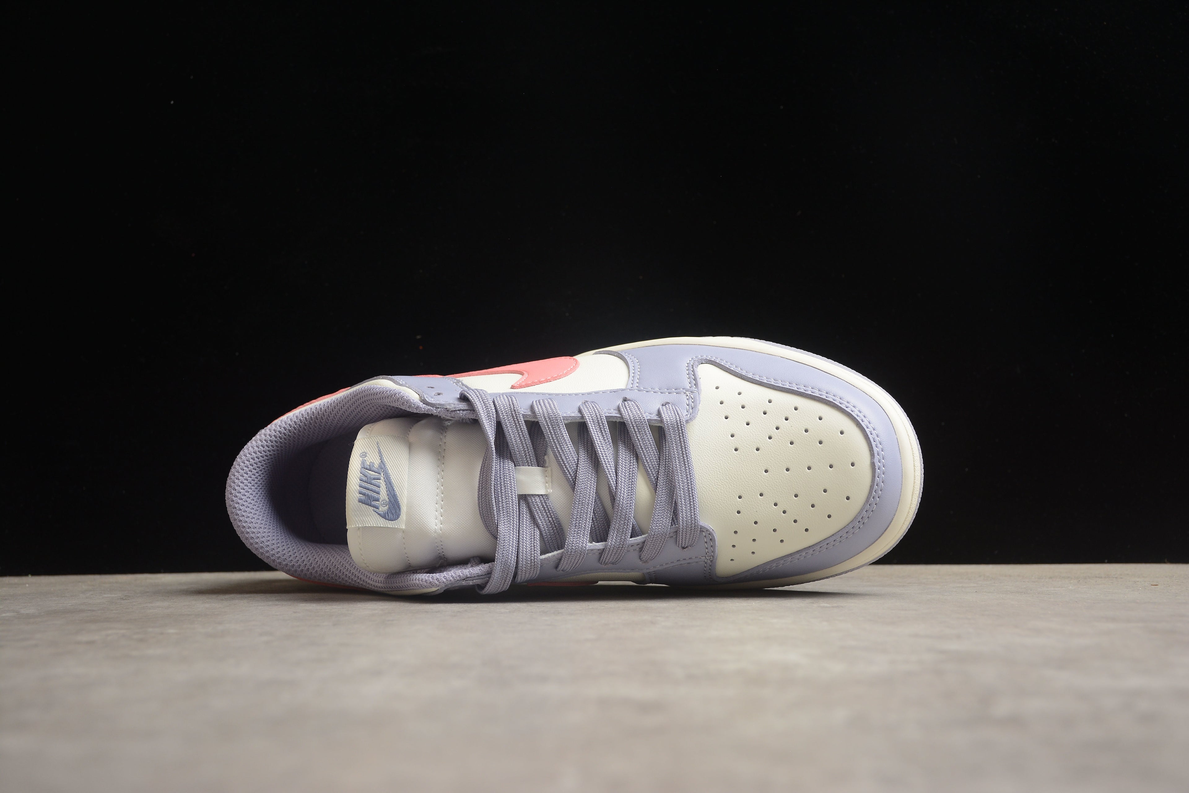 Dunk SB – Lila / Blanco / Rosa