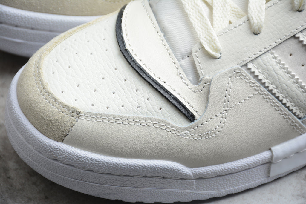 Adidas Forum – Blanco / Gris / Negro
