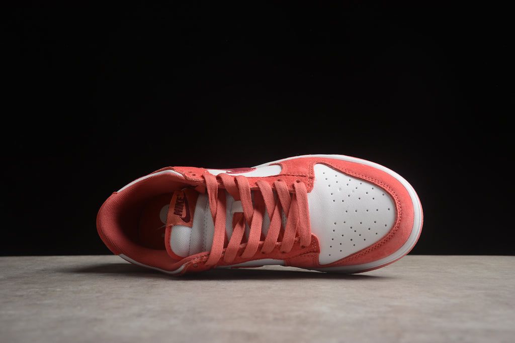 Dunk SB – Rojo / Rosa / Blanco