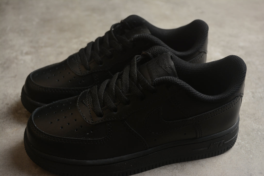 Air Force 1 Low – Negro