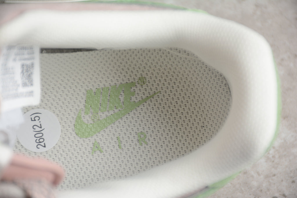 Air Force 1 Low – Lila / Verde