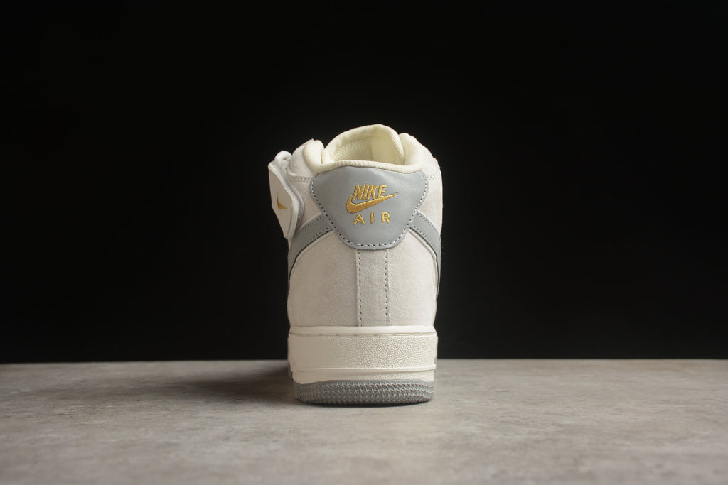 Air Force 1 High – Gris Claro