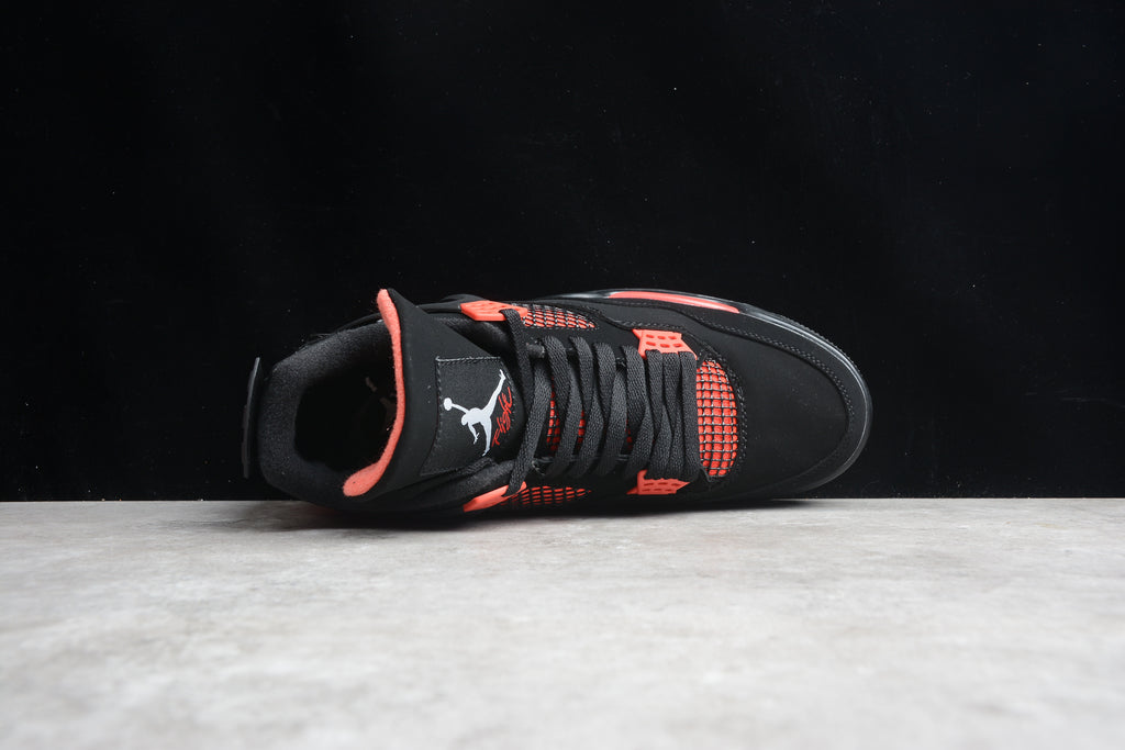 Air Jordan 4 – Negro / Rojo