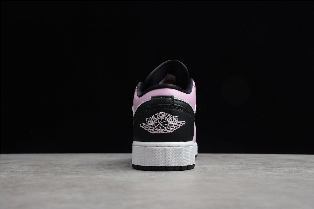 Jordan 1 Low – Rosa / Negro