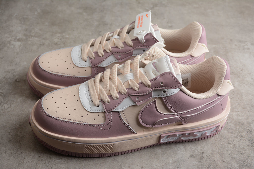 Air Force 1  – Rosa