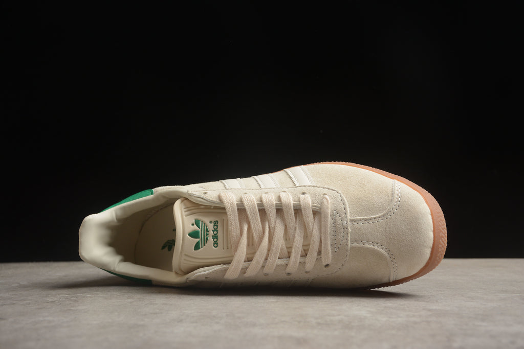 Adidas Samba – Beige / Blanco