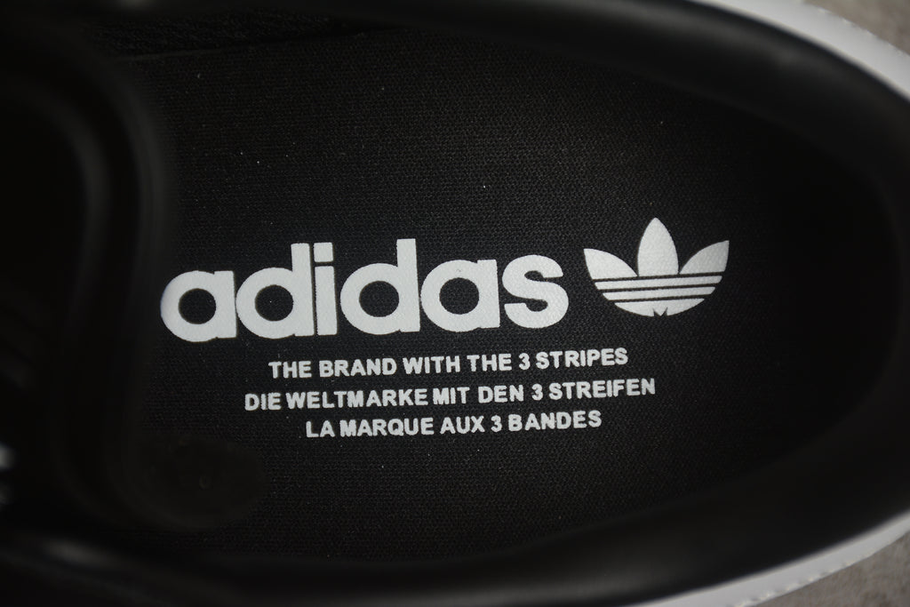 Adidas Gazelle – Negro / Blanco
