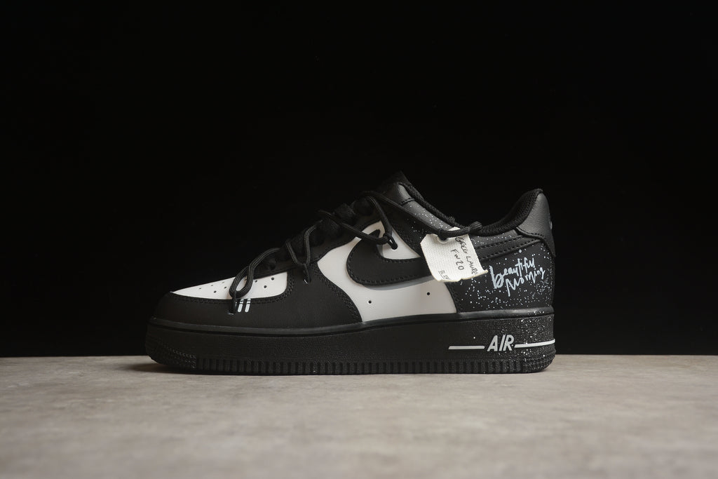 Air Force 1 Low – Negro / Blanco