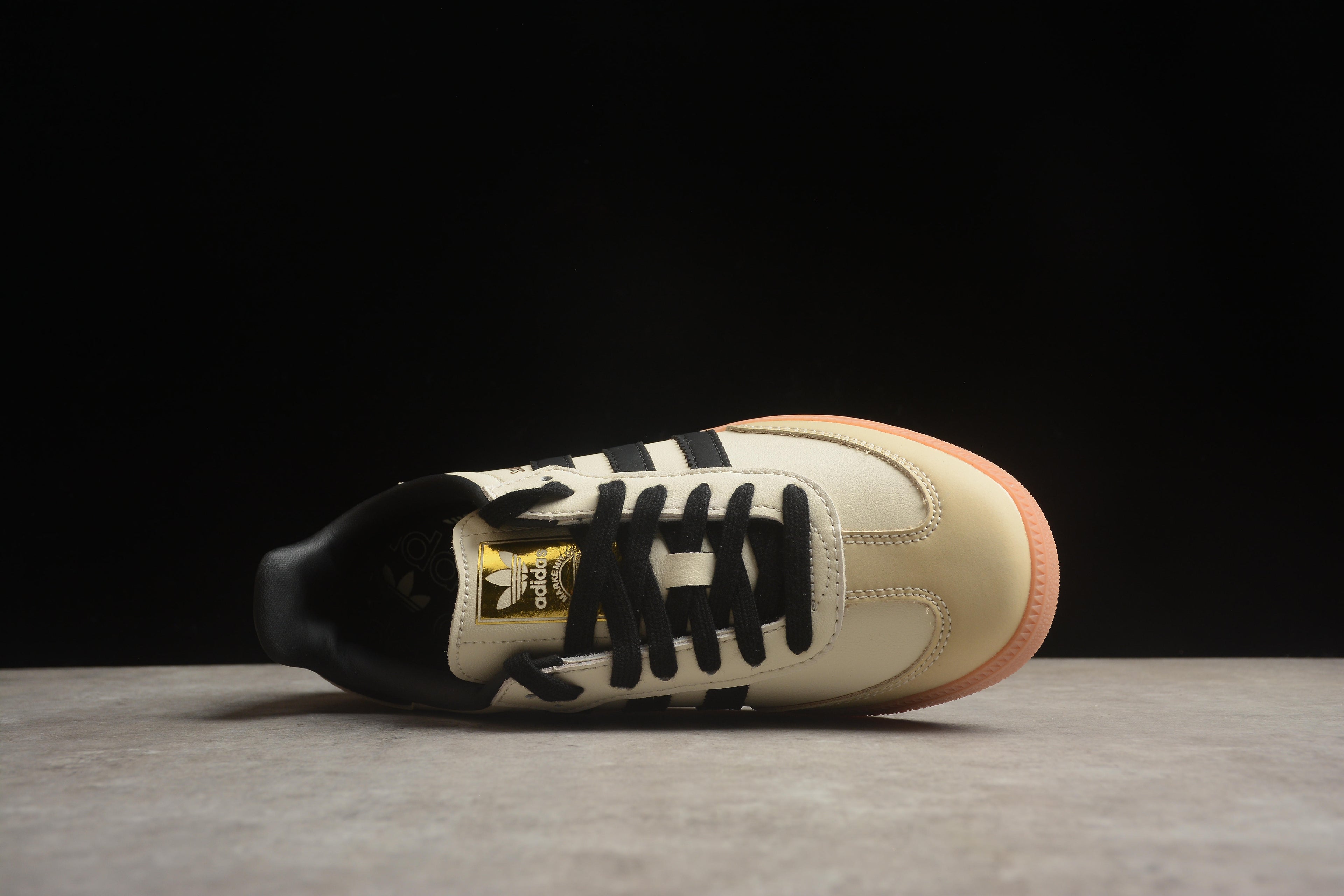 Adidas Samba – Beige / Negro
