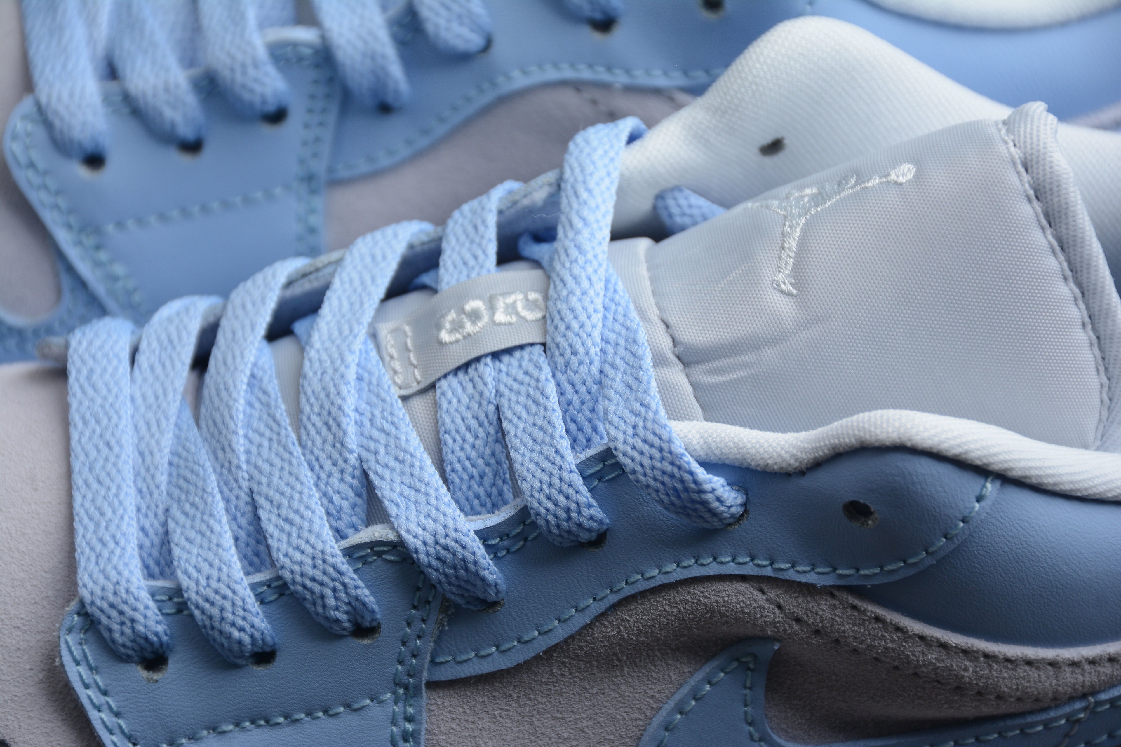 Jordan 1 Low – Azul / Gris