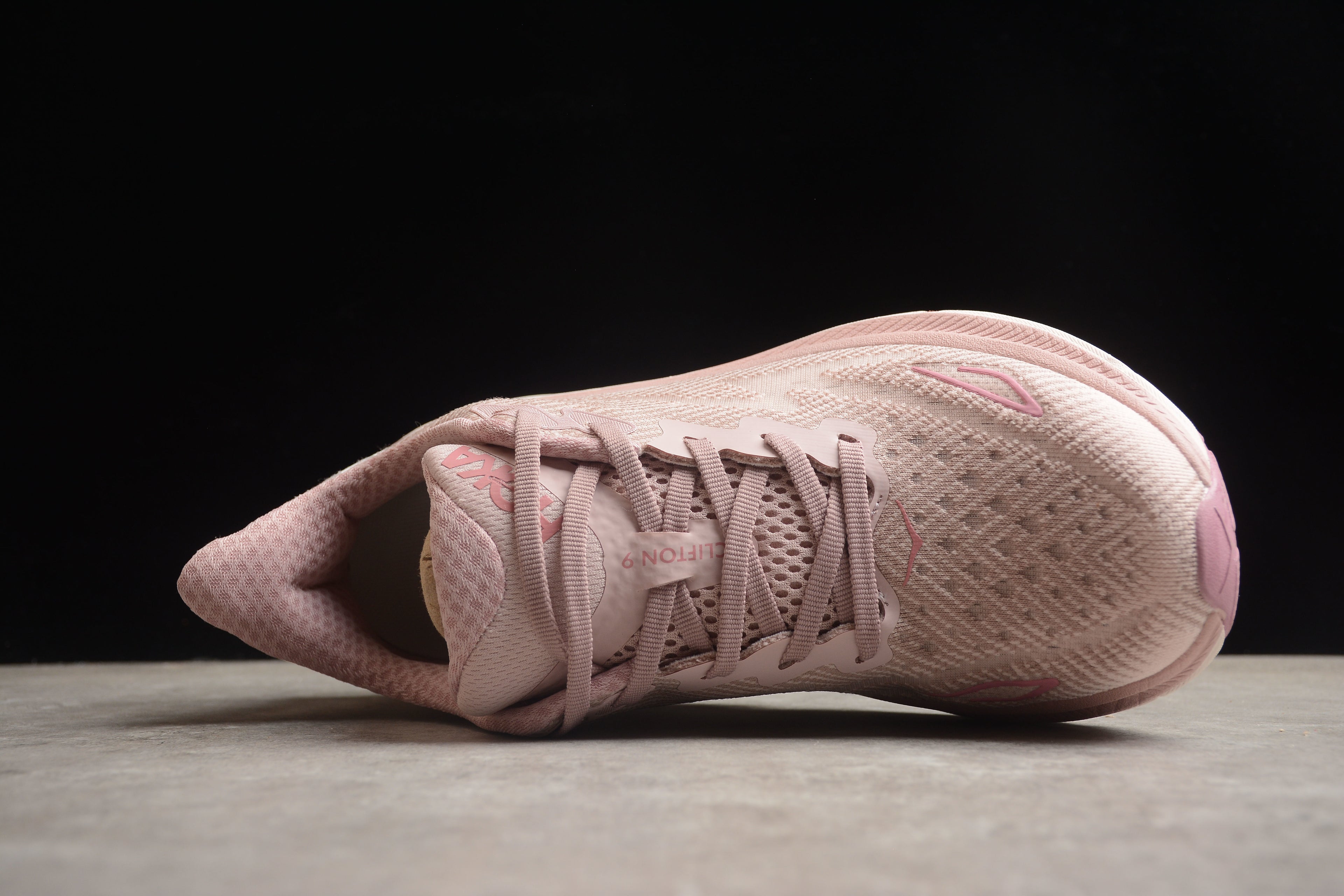 Hoka Clifton 9 – Rosa
