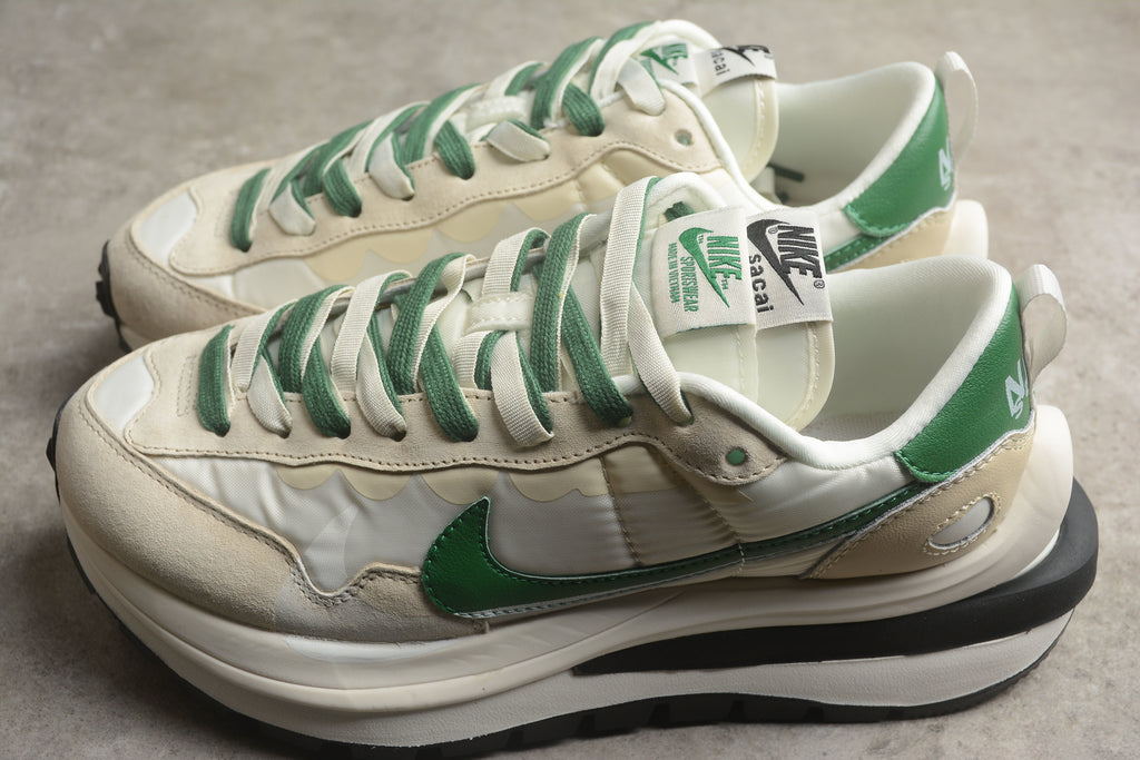 Sacai x VaporWaffle – Beigie / Verde