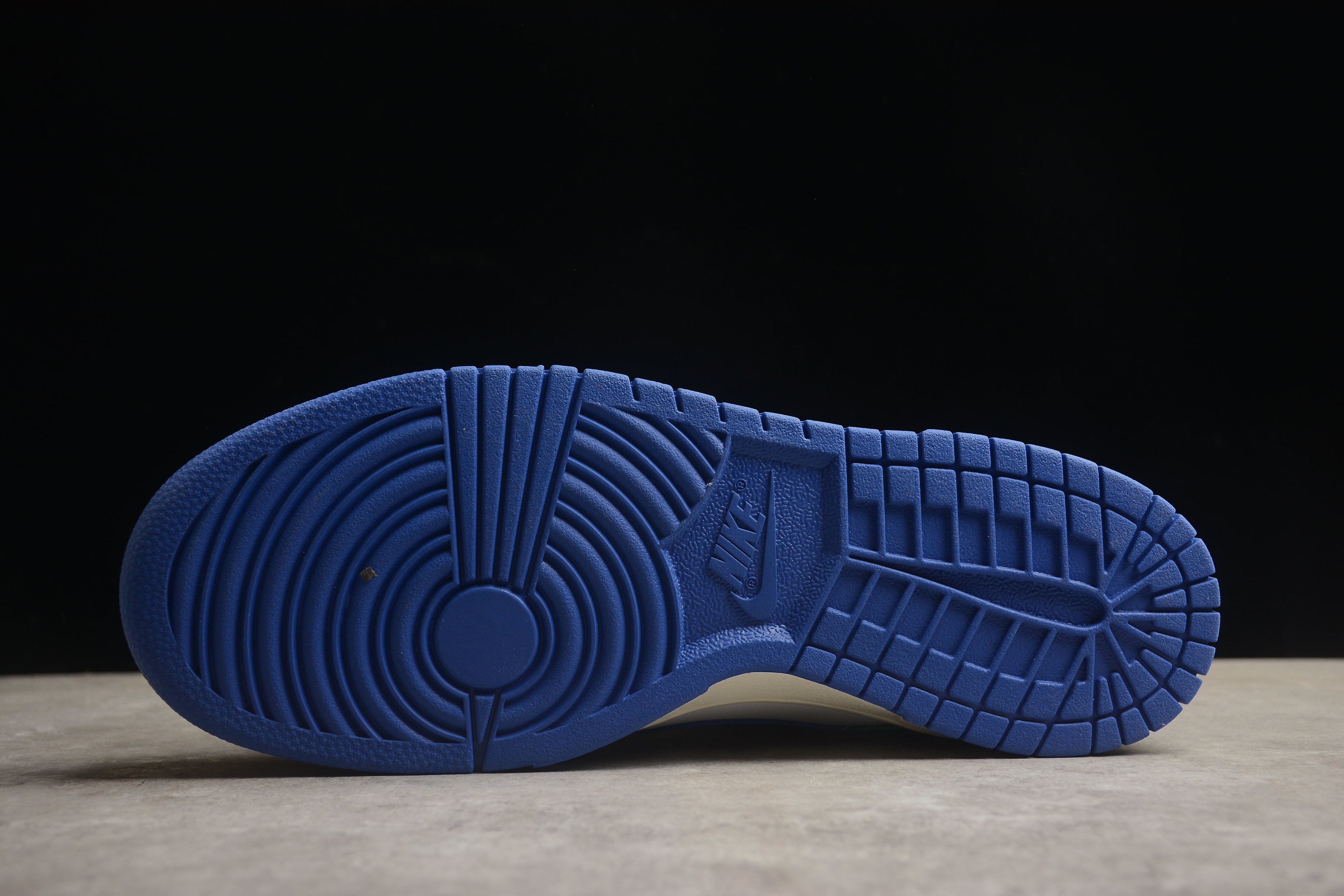 Dunk SB – Verde / Blanco / Azul
