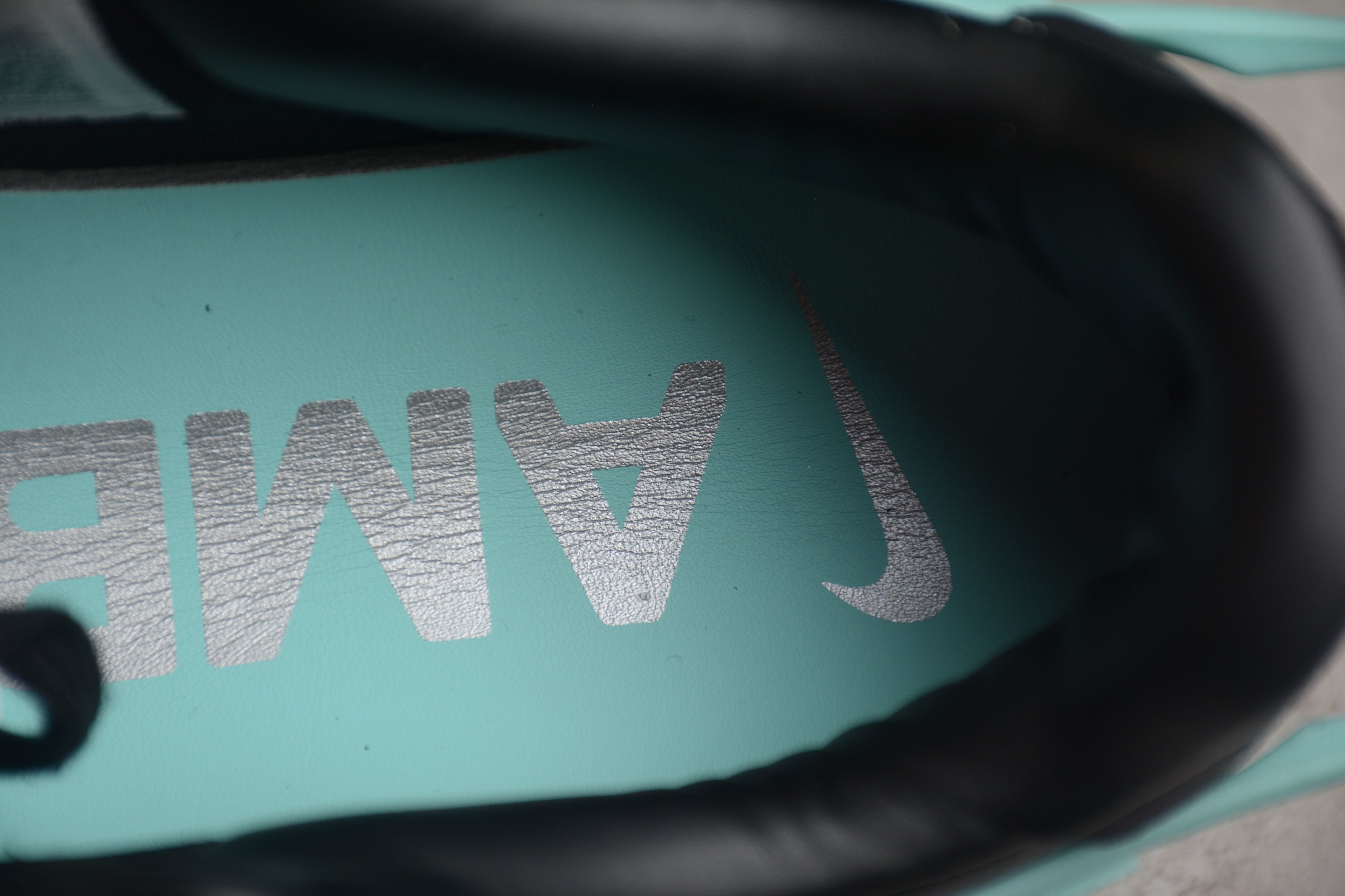 Air Force 1 Low – Full Negro / Turquesa