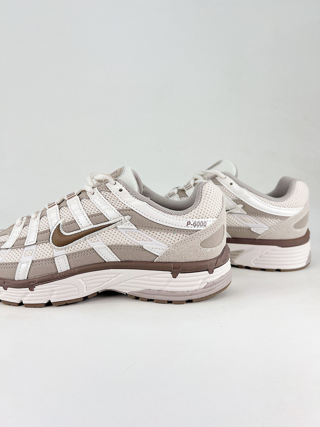 P-6000 – Blanco / Beigie