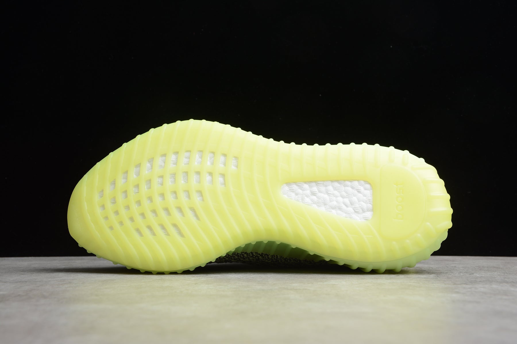 Adidas Yeezy 350 – Fluorescente / Negro