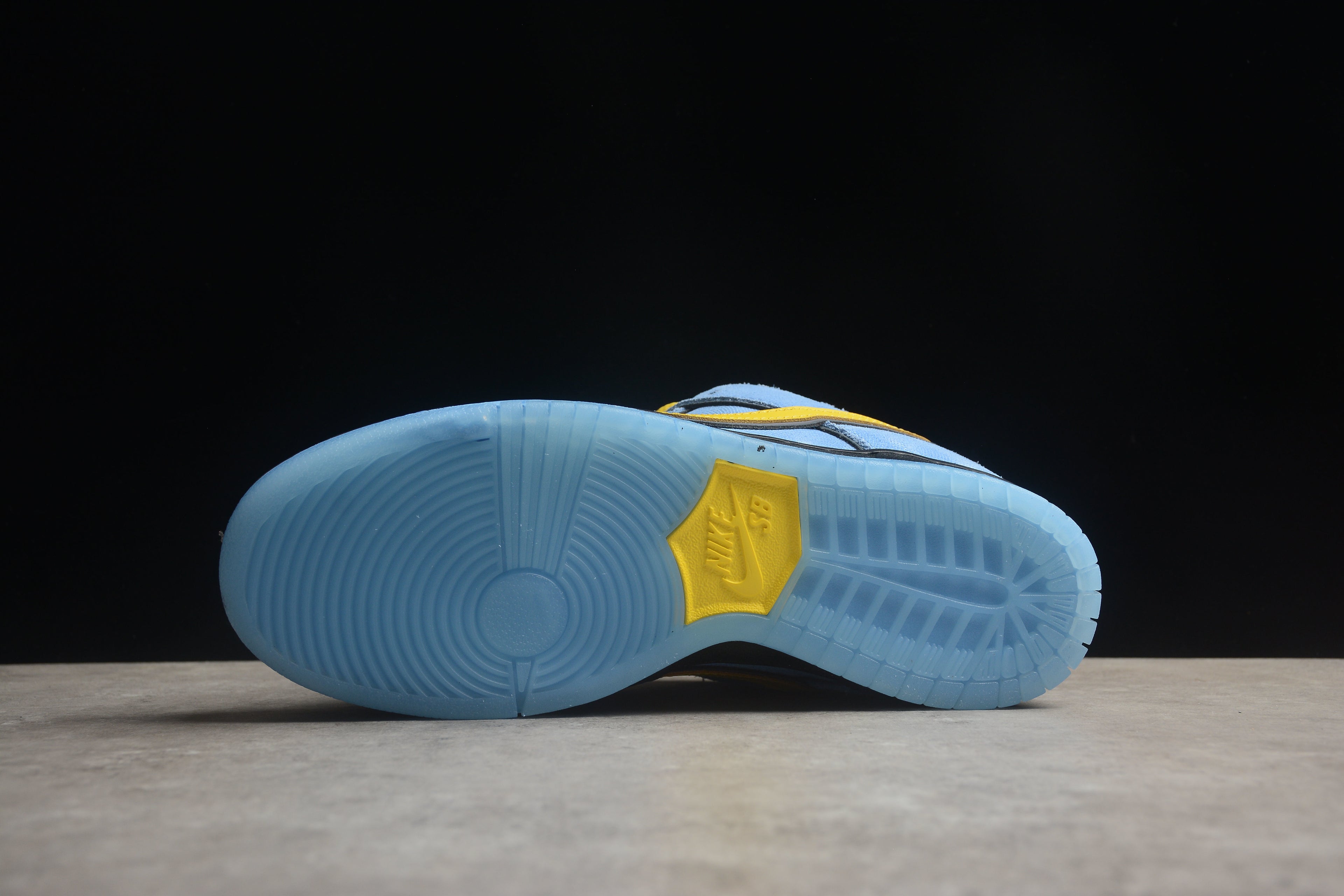 Dunk SB – Azul / Amarillo
